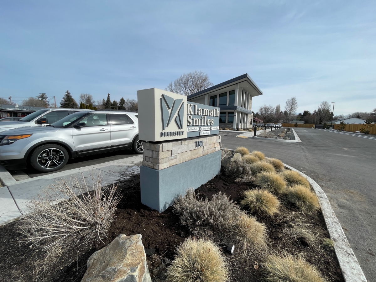 Klamath Dental Monument The Sign Dude